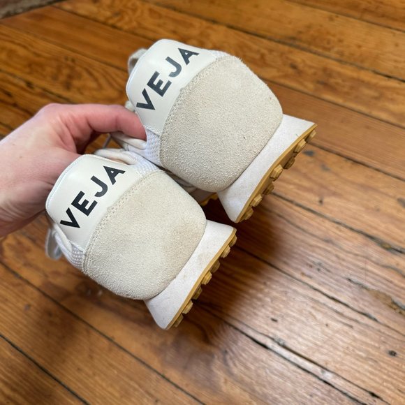 Veja Rio Branco Sneakers - Picture 7 of 13